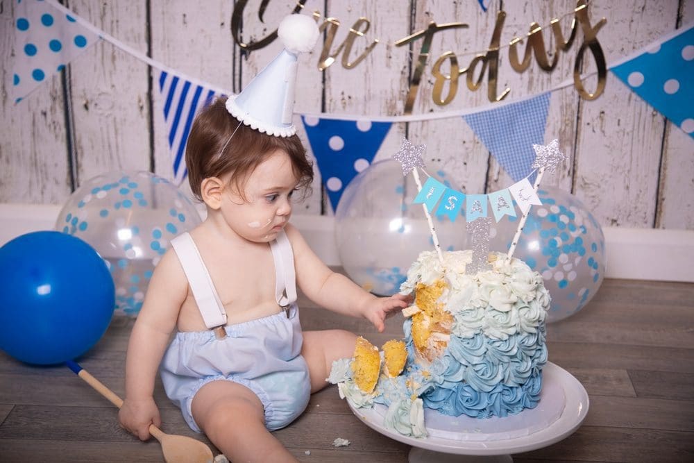 Cake smash photoshoot baby boy